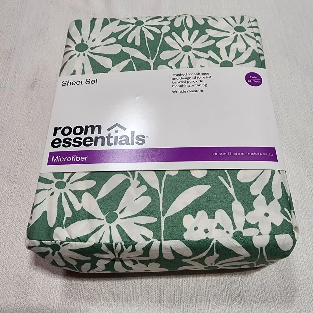 Room essentials XL twin bed sheets set